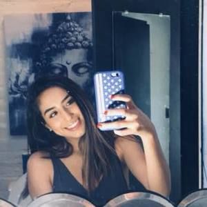 Meet your Posher, Miasophia